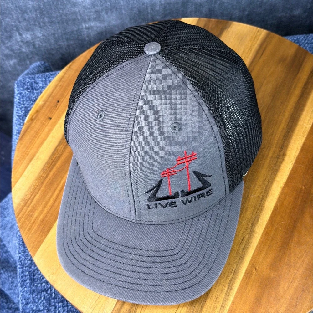 Richardson 112 trucker